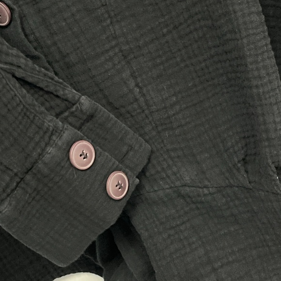 Free People Black Cotton Gauze Button Front Tie Hem Shirt Top XS Boho Casual - Picture 6 of 14